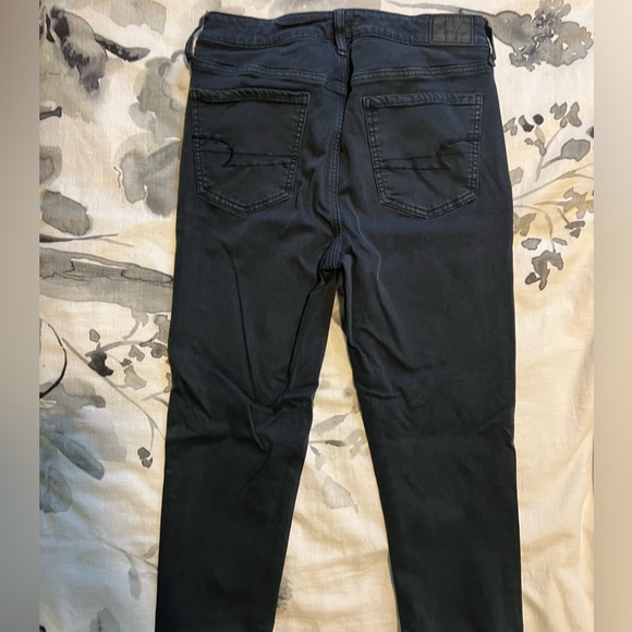 American Eagle Hi-Rise Jegging - Size 8 - Picture 4 of 6